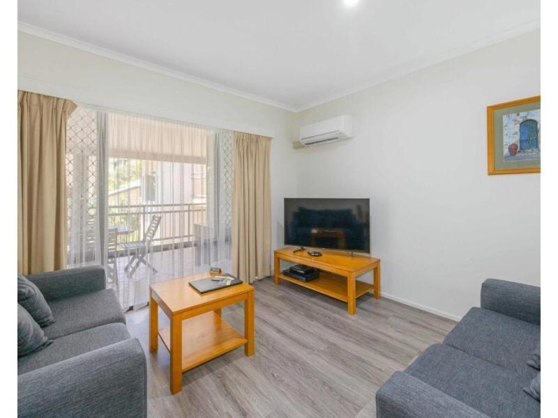Unit 18 55 Pacific Drive Beachfront Apartments Порт-Маккуори Экстерьер фото